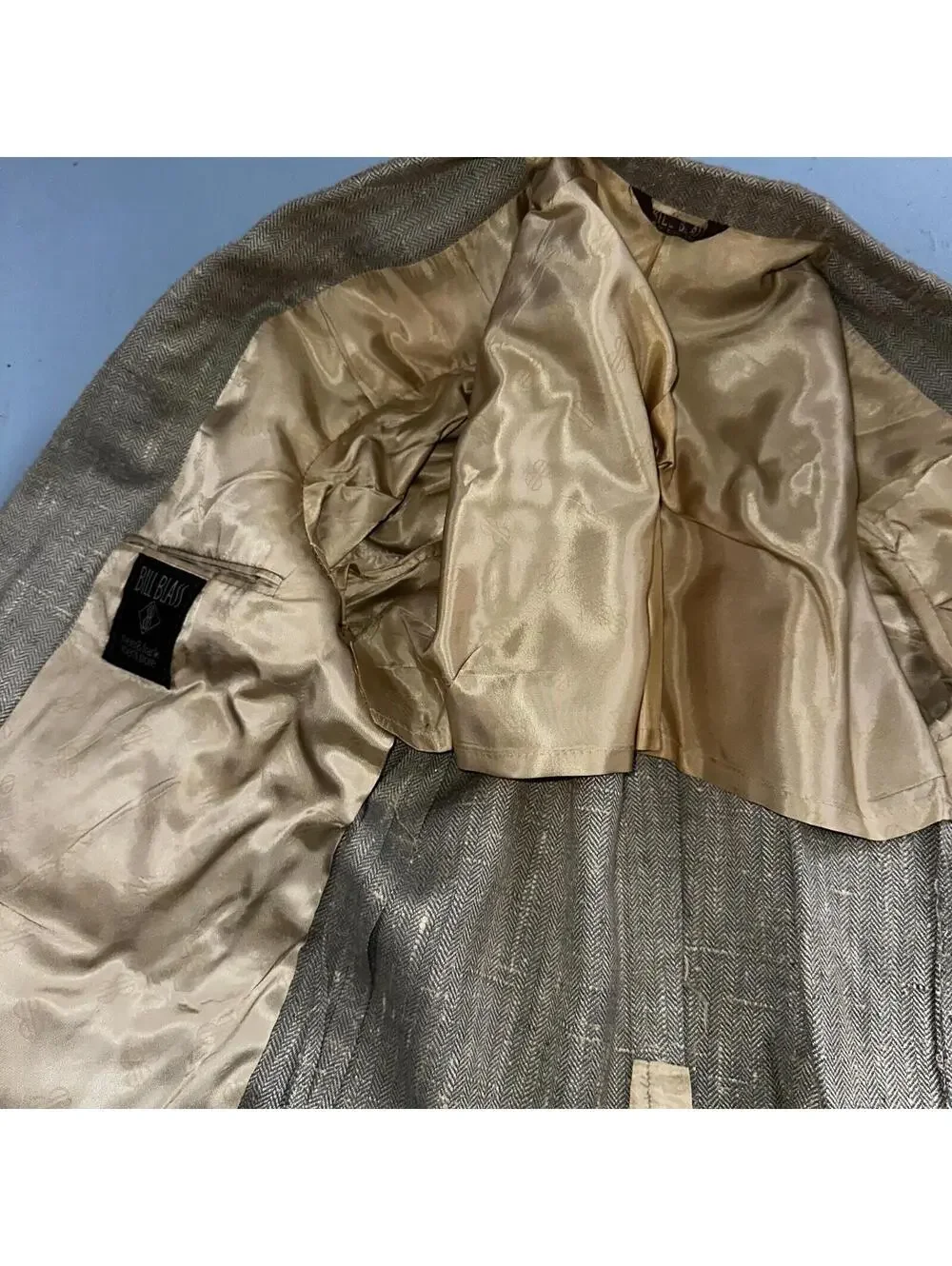 bill blass ll check shown